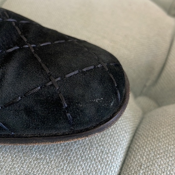 Salvatore Ferragamo Quilted Suede Heels - Picture 7 of 16